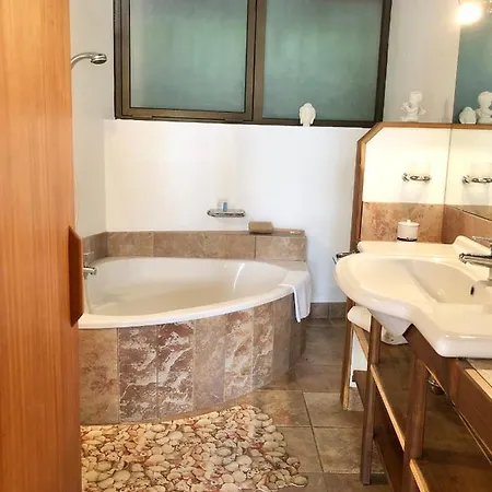 Caloura 66 * Lagoa (Azores)