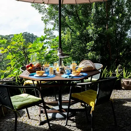 Caloura 66 וילה *