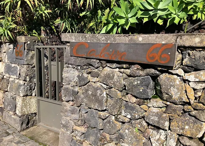 Caloura 66 * اجوا